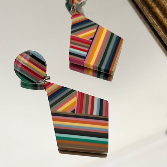 Noa Ecco Resin Earrings from Barcelona - Picture 2 of 5